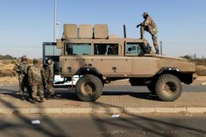 South Africa calls up army reserves in bid to crush looting.jpg