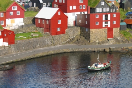 What is it like to live on a houseboat?