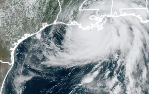 Hurricane Ida pummels Louisiana, knocks out power for New Orleans