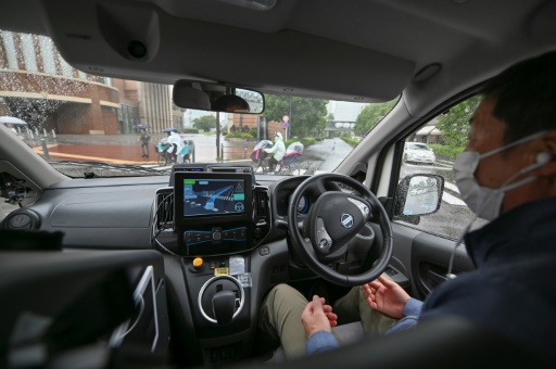 Bumpy road as ageing Japan bets on self-driving cars