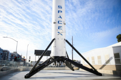 SpaceX to launch private, all-civilian crew into Earth orbit.jpg