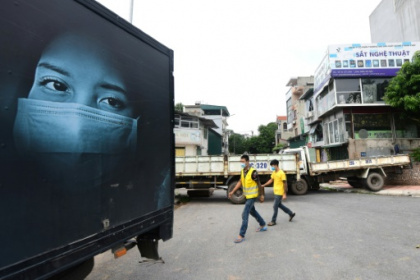 Vietnam's lockdown ensnares world's clothing giants.jpg