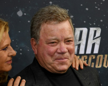 Blue Origin delays William Shatner's space flight.jpg