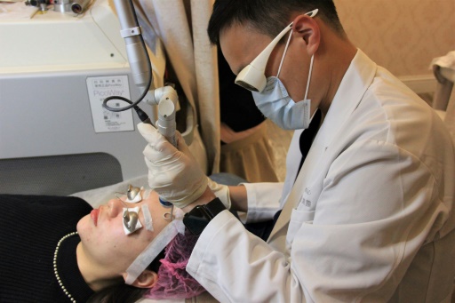 Beauty is only skin deep in China 'micro-procedure' craze