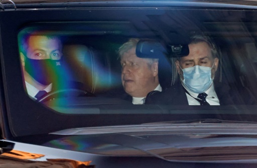 UK PM fights for survival after lockdown party hangover