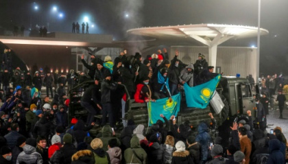 Russia-led alliance to send forces to unrest-hit Kazakhstan.jpg