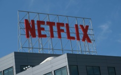 Netflix tests charging a fee to share accounts