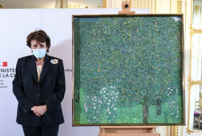 France approves returning 15 artworks stolen from Jews.jpg