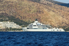 Russian oligarch Abramovich's superyacht docks in Turkey.jpg