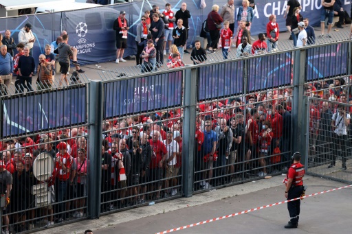 Fake tickets' to blame for Champions League final delay, UEFA say