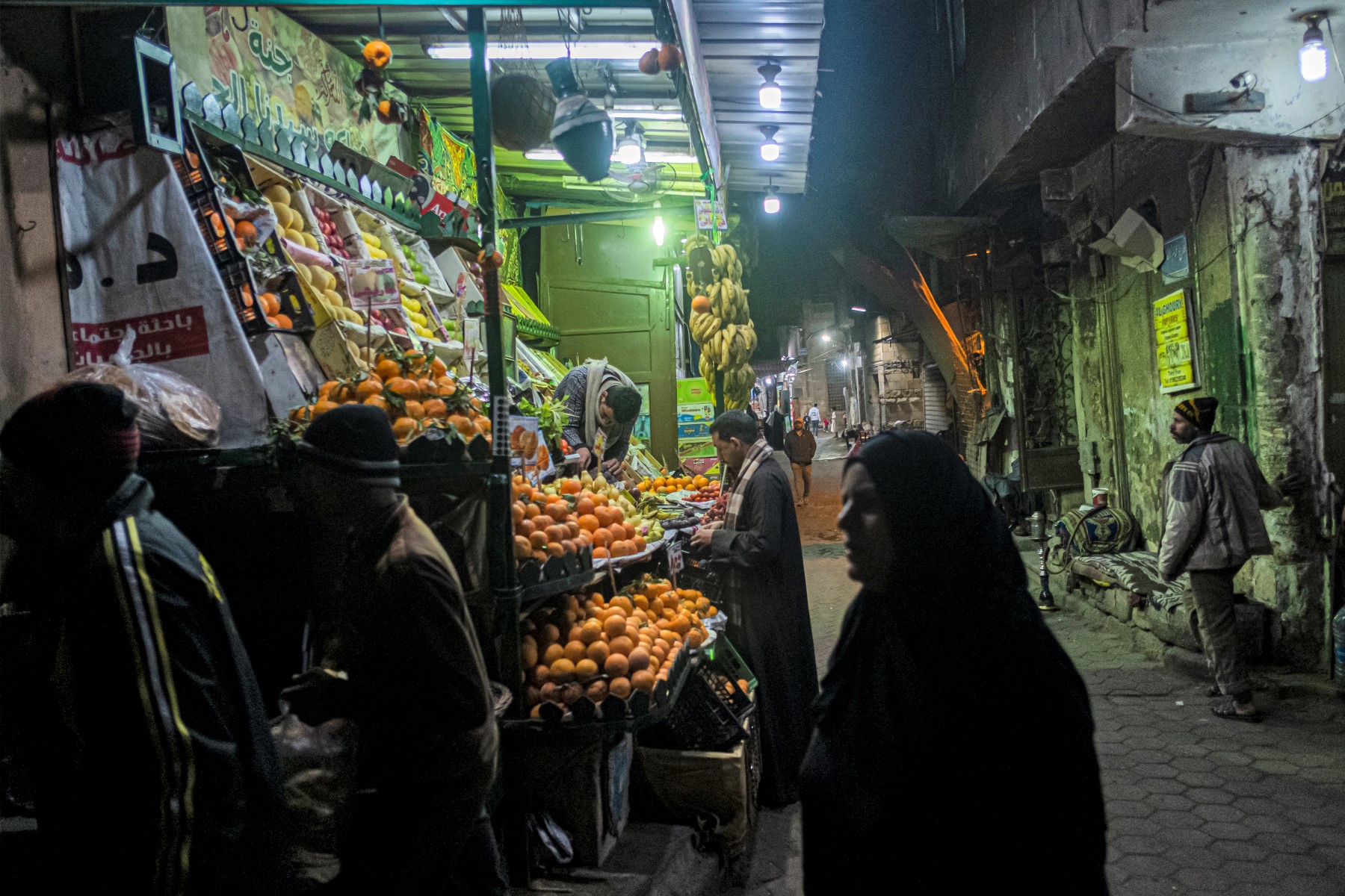 Egypt's economic turmoil squeezes struggling middle class