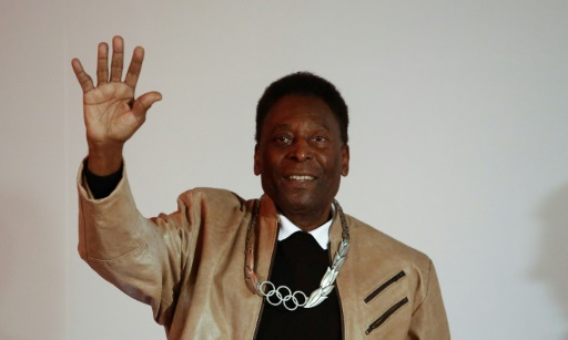 Pele to spend Christmas in hospital as cancer worsens