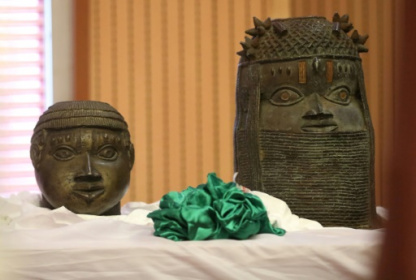 Germany hands back looted artefacts to Nigeria.jpg