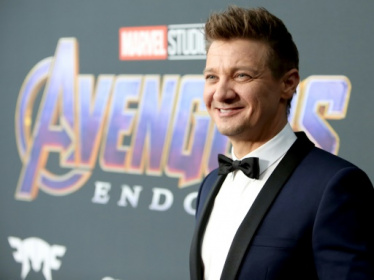 Marvel actor Renner says 'messed up' after snow plow accident.jpg