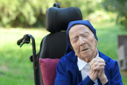 World's oldest known person dies aged 118.jpg