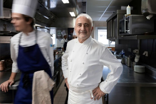 'Best chef in the world' Guy Savoy stripped of Michelin star