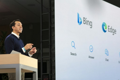 Users say Microsoft's Bing chatbot gets defensive and testy.jpg