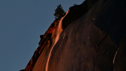 Sun sets waterfall ablaze in Yosemite 'firefall'.jpg