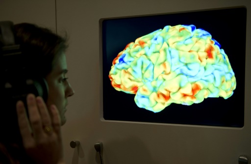 Scientists use brain scans and AI to 'decode' thoughts