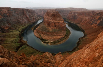 US states reach agreement to save dwindling Colorado River.jpg