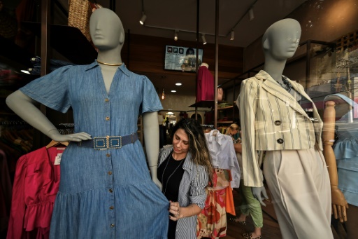 Plus-size movement reshapes fashion in Brazil