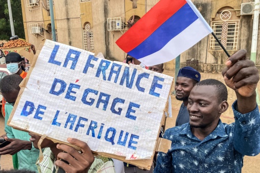 'France out!' when former colonies give Paris the boot
