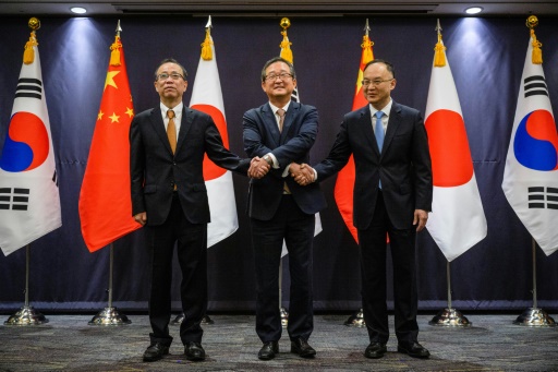 China, S. Korea, Japan leaders to hold first summit since 2019