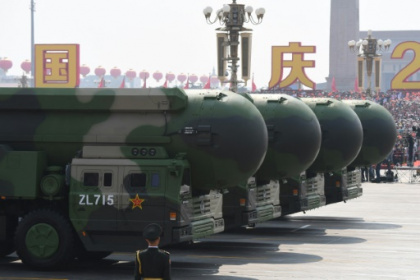 UN chief cites 'madness' of nuclear arms race, as N.Korea warns of war.jpg