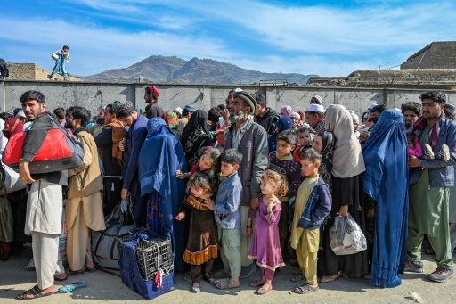 'I consider myself Pakistani': Settled Afghans forced to flee