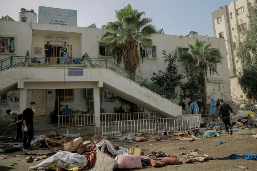 'Living hell' in the ruins of Gaza's largest hospital