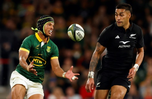 Boks expect 'grind' against All Black rivals in World Cup final