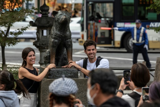 Japan's ever-faithful dog turns 100