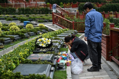 Chinese mourners use AI to digitally resurrect the dead.jpg