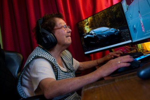 'I'll keep going:' Chile granny finds solace, celebrity in online gaming