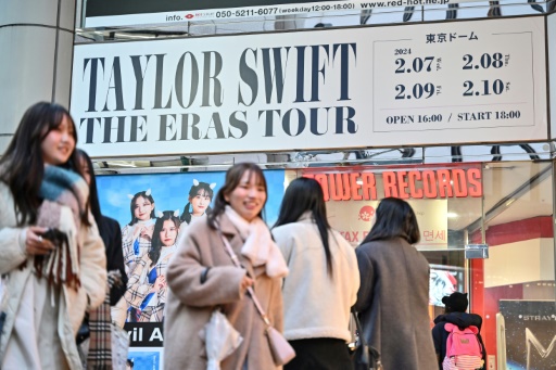 Taylor-mania hits Tokyo as Swift resumes tour before Super Bowl