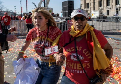 One dead, children among 21 injured in Super Bowl parade shooting.jpg