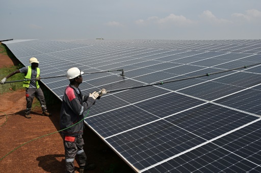 Solar investment outstrips all other power forms: IEA