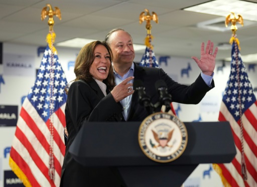 Kamala Harris lashes out at Trump as Democrats unite