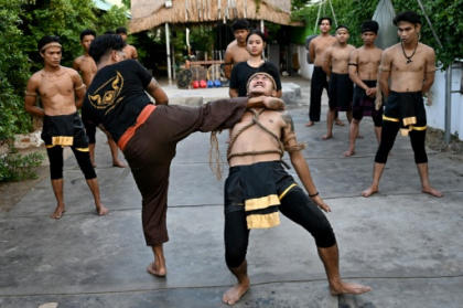 Young Cambodians fight to preserve ancient martial art.jpg