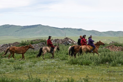 Mongolians fight plastic pollution in vast steppe