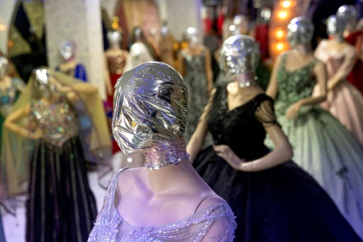 Faceless mannequins show off clothes in Afghanistan