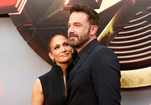 Jennifer Lopez files to divorce Ben Affleck: US media