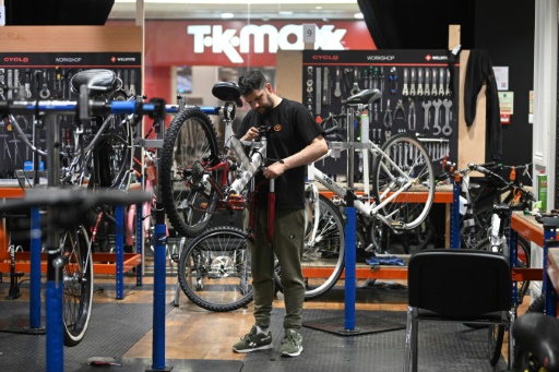 Bike apprenticeship helps break UK reoffending cycle