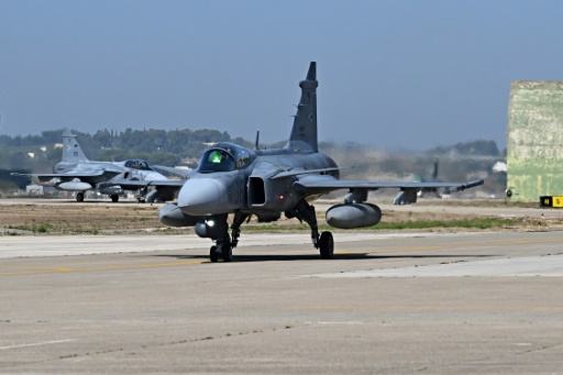 Thai air force favours Swedish Gripen fighter jets over F-16s