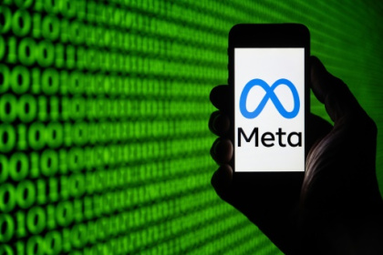 US lawmakers urge Meta to delay shutting down transparency tool.jpg