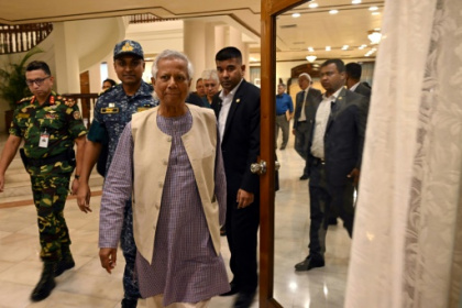 Bangladesh's Yunus reassures on Rohingya refugees, garment exports.jpg