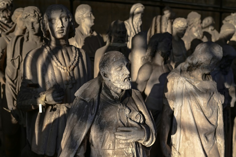 Restoring Milan's Duomo, one statue at a time