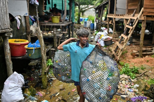 'New wave' as start-up sweeps up Thai ocean plastic