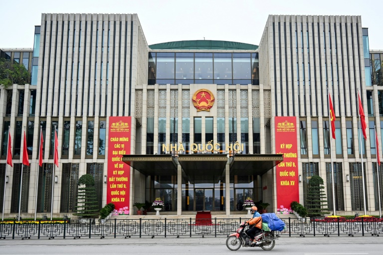 Worry, confusion as Vietnam slashes public jobs